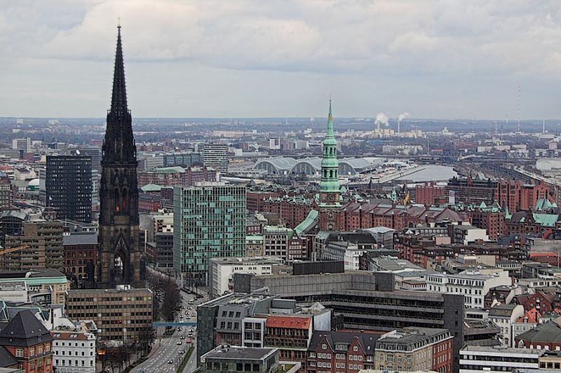 St. Nikolai vom Michel aus